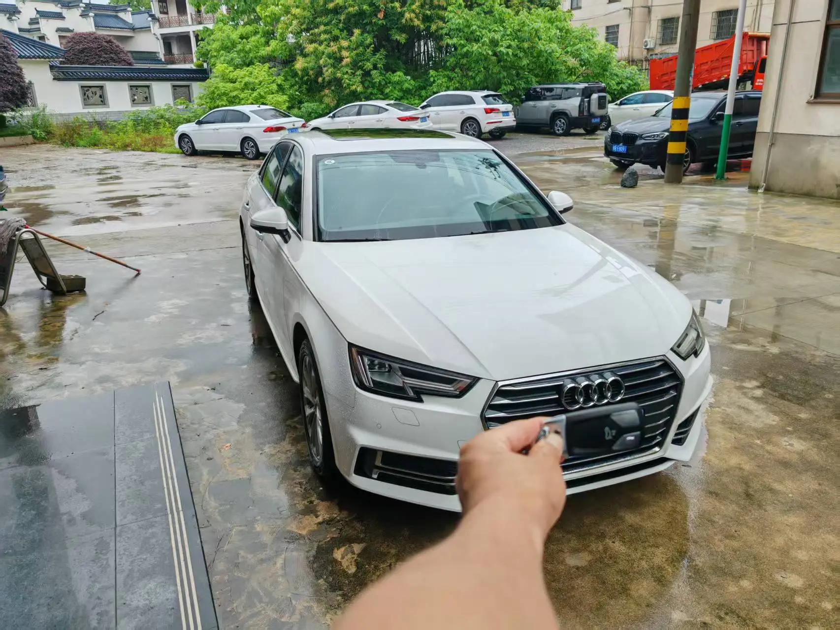Audi A4L 2019 40 TFSI aggressive country VI 2