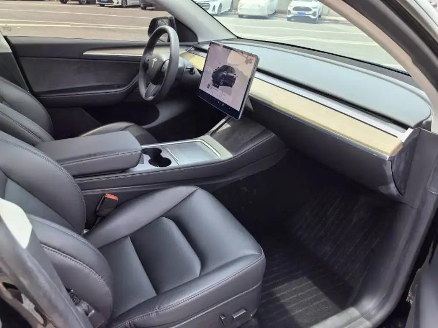 Model Y 2022 rear-wheel drive version 6