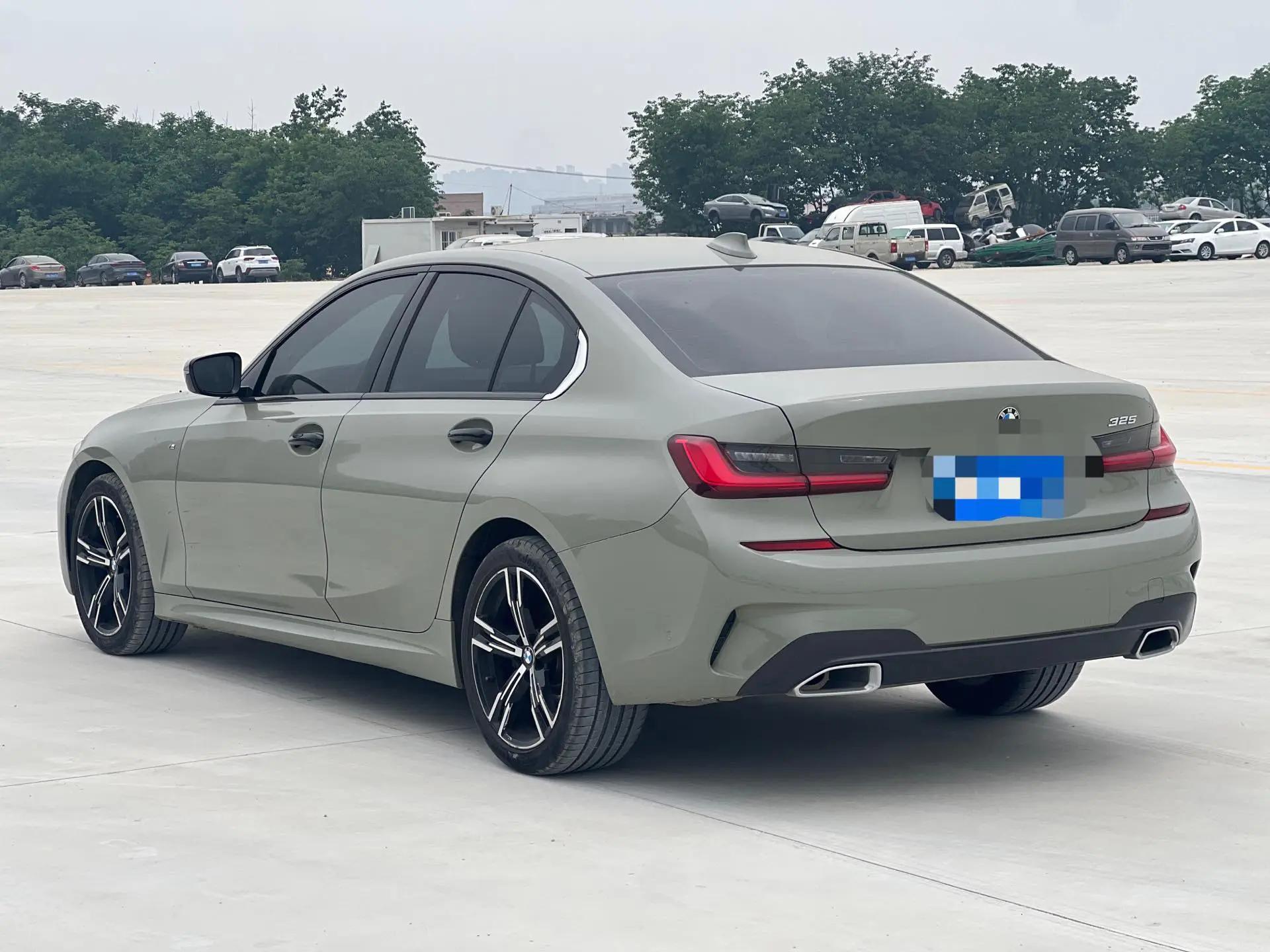 BMW 3 Series 2021 325i M Sports Night Suit 3