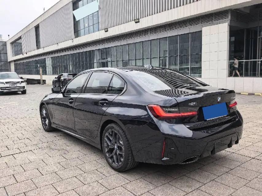 BMW 3 Series 2025 Model 330Li 2.0T M Sport Night Edition Automatic 6