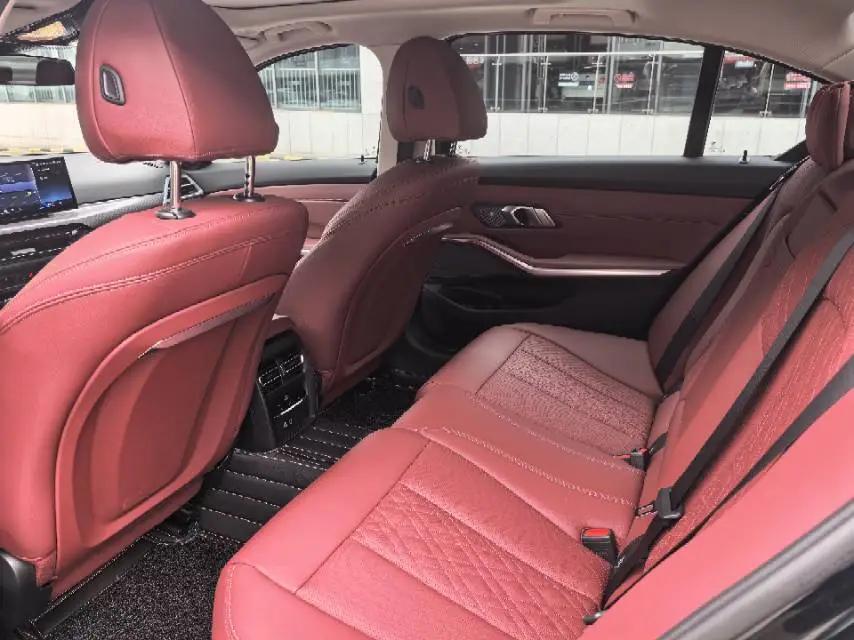BMW 3 Series 2025 Model 330Li 2.0T M Sport Night Edition Automatic 8