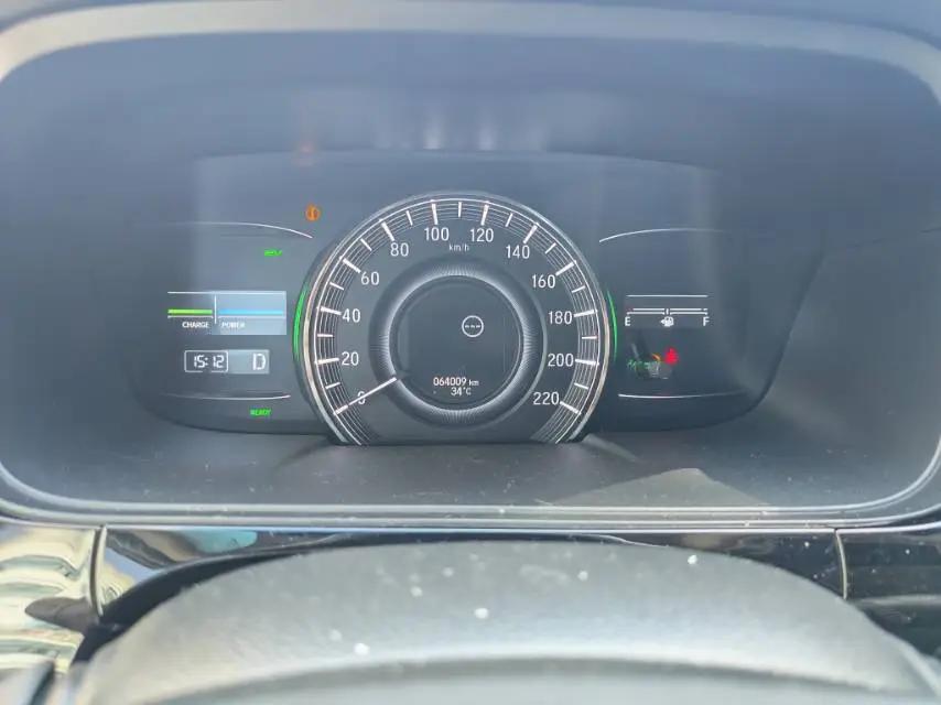 Elyson 2019 2.0L Hybrid Deluxe Edition 8