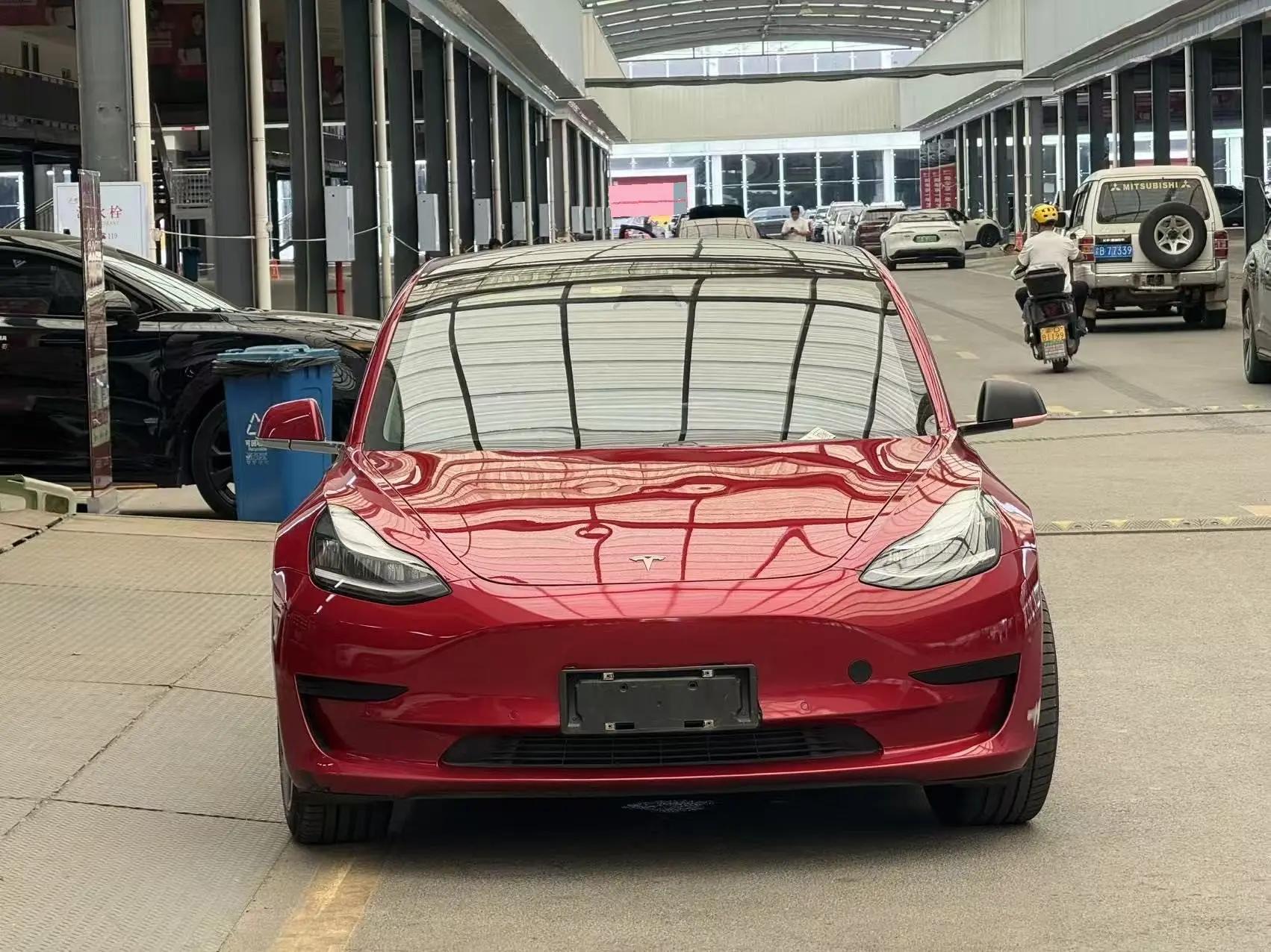 2020 Model 3 Standard Range Rear-Wheel Drive Upgrade Version 2