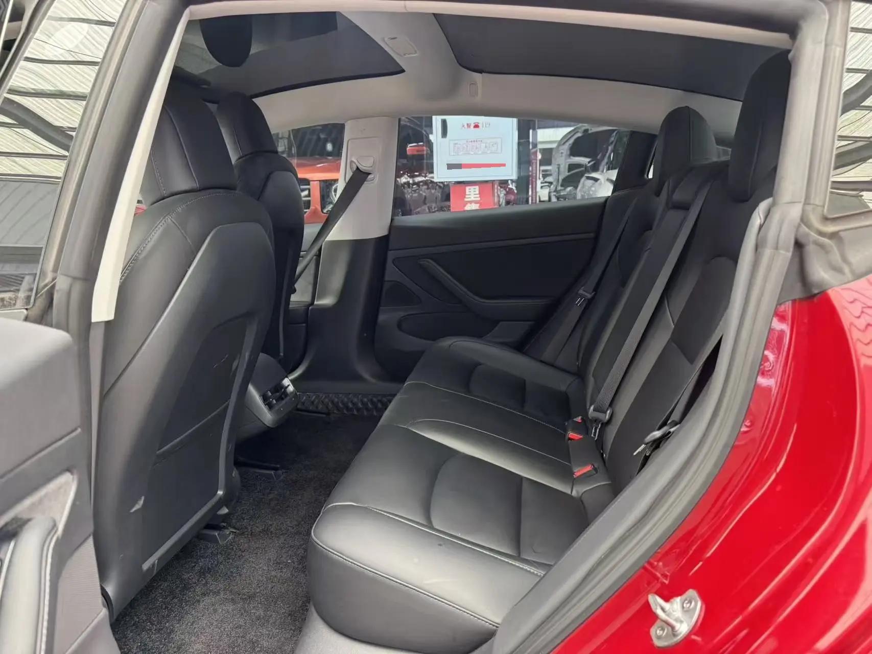 2020 Model 3 Standard Range Rear-Wheel Drive Upgrade Version 4