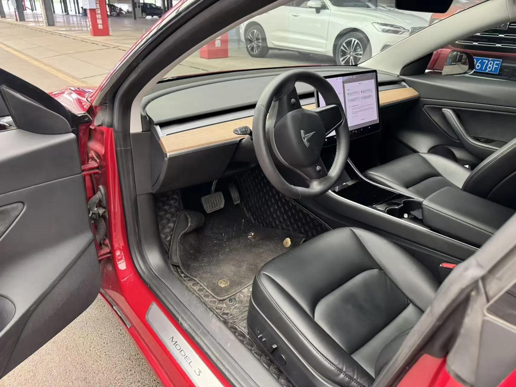 2020 Model 3 Standard Range Rear-Wheel Drive Upgrade Version 5