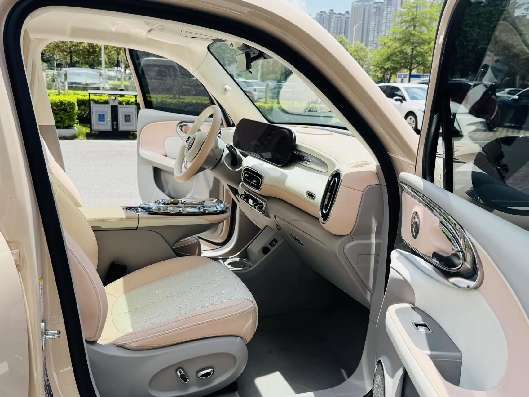 Ora Ballet Cat 2022 500km Swan Lake Edition 9