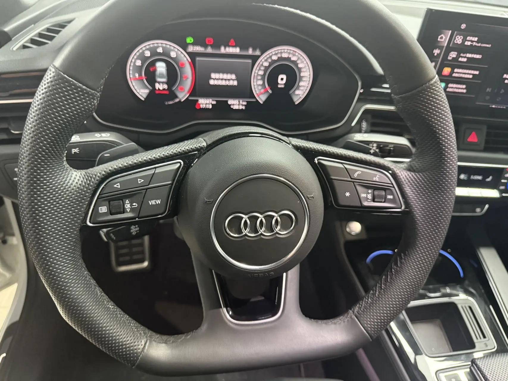 Audi 2024 A4L 2.0TFSI 40TFSI Luxury Dynamic Edition, Automatic 7