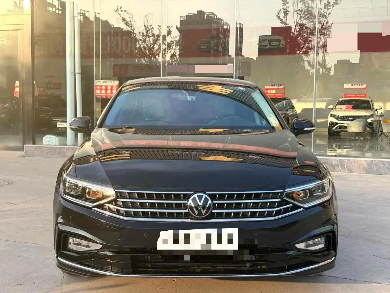 Magotan 2022 330TSI DSG Basic 2