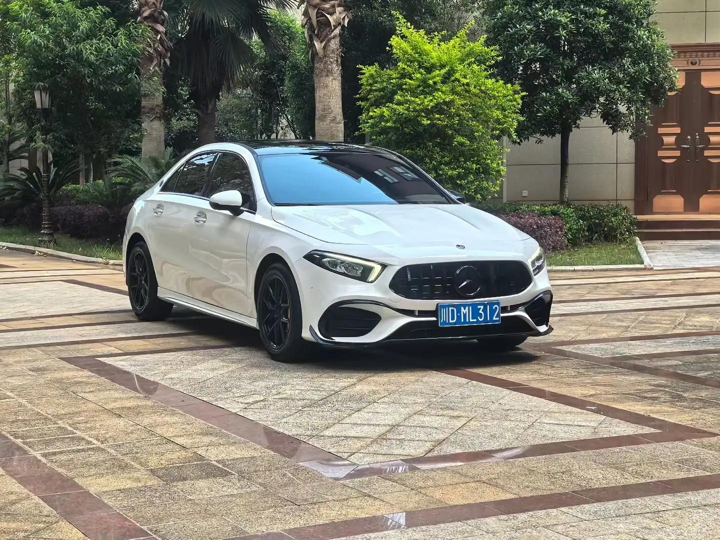 Mercedes Benz A- Class 2023 A 200 L 1.3T Fashion Model Automatic 3