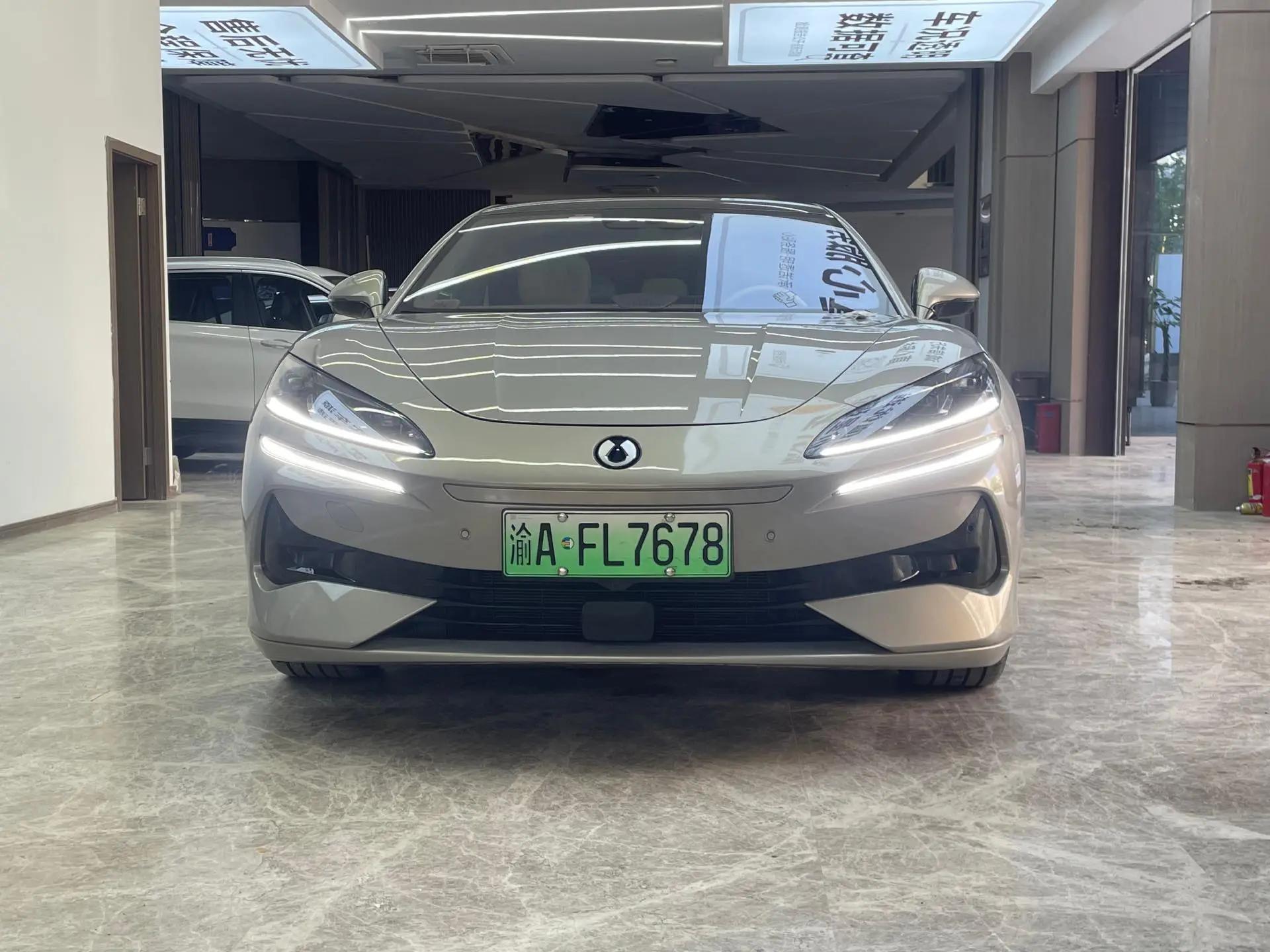 Denza 2024 Denza Z9GT 2.0T Stepless 1100 Four-wheel Drive Ultra First Edition Automatic Gear 2