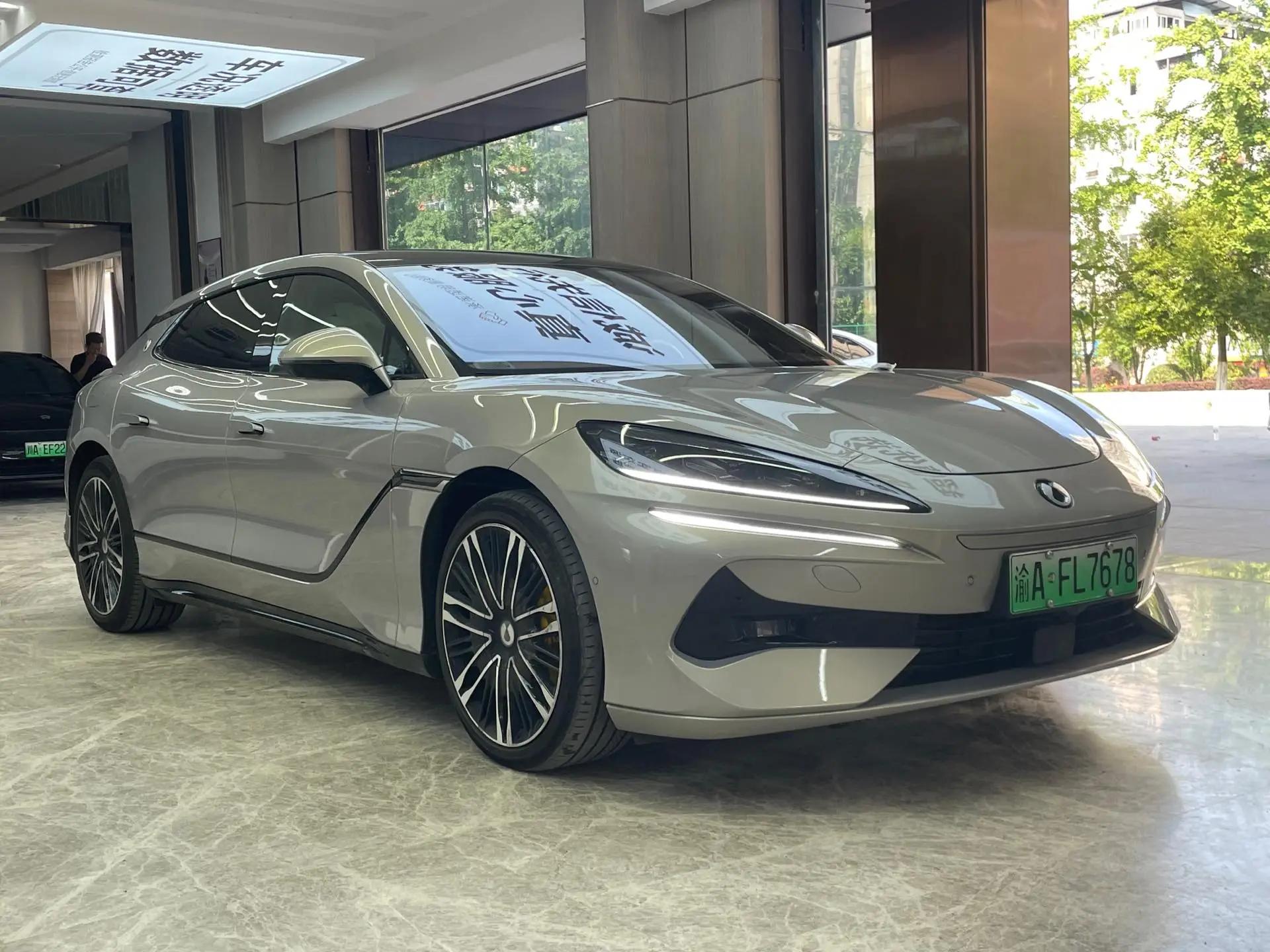 Denza 2024 Denza Z9GT 2.0T Stepless 1100 Four-wheel Drive Ultra First Edition Automatic Gear 3