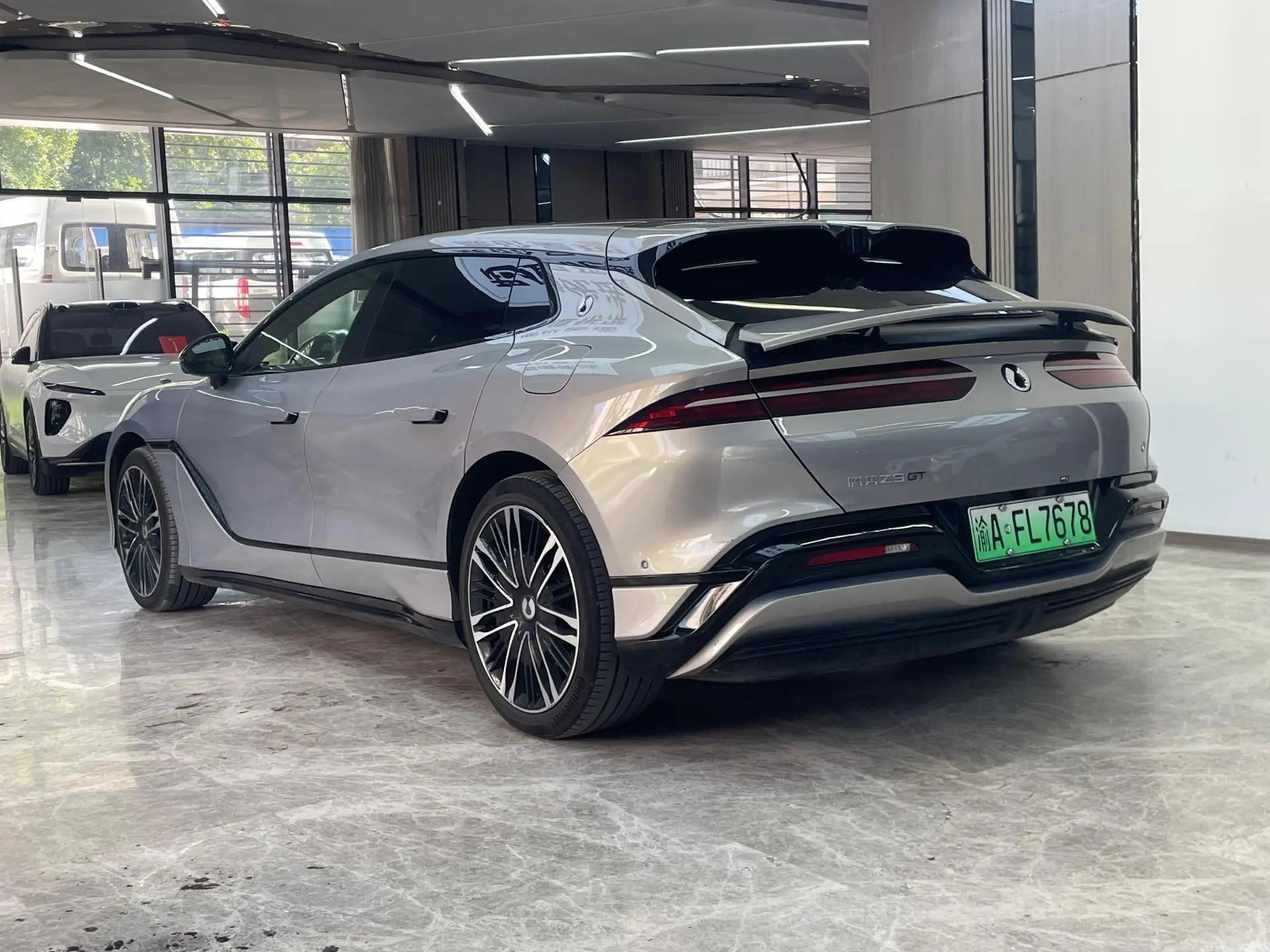 Denza 2024 Denza Z9GT 2.0T Stepless 1100 Four-wheel Drive Ultra First Edition Automatic Gear 5