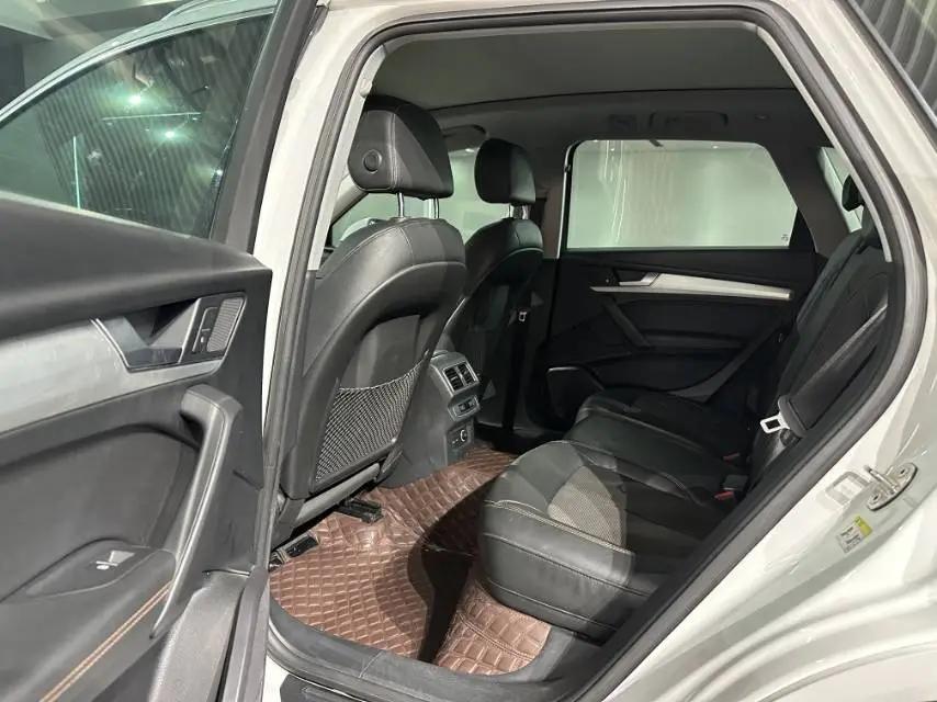 Audi Q5L 2020 40 TFSI Enjoy Fashion 6