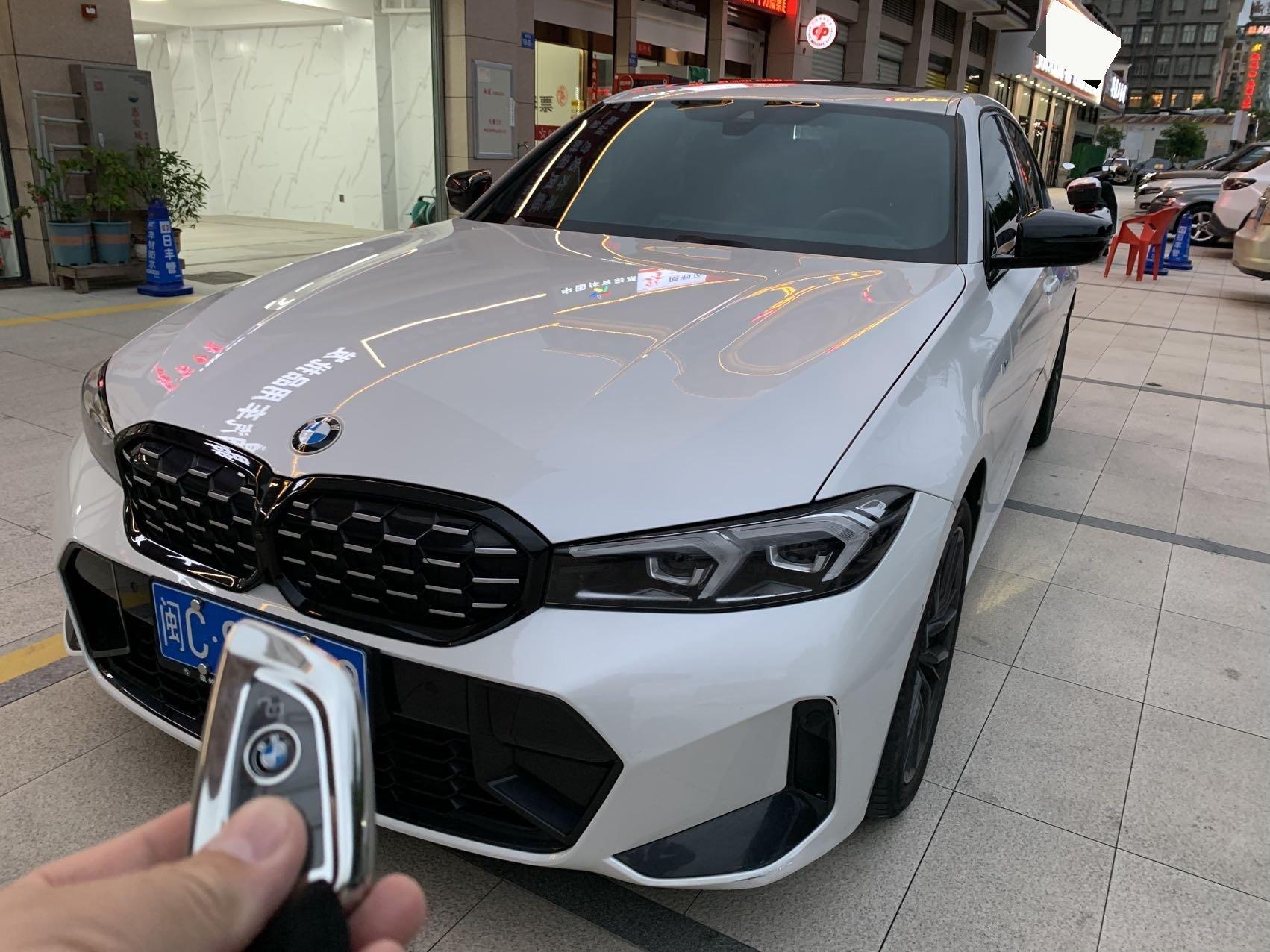 BMW 3 Series 2023 325i M Sports Night Suit