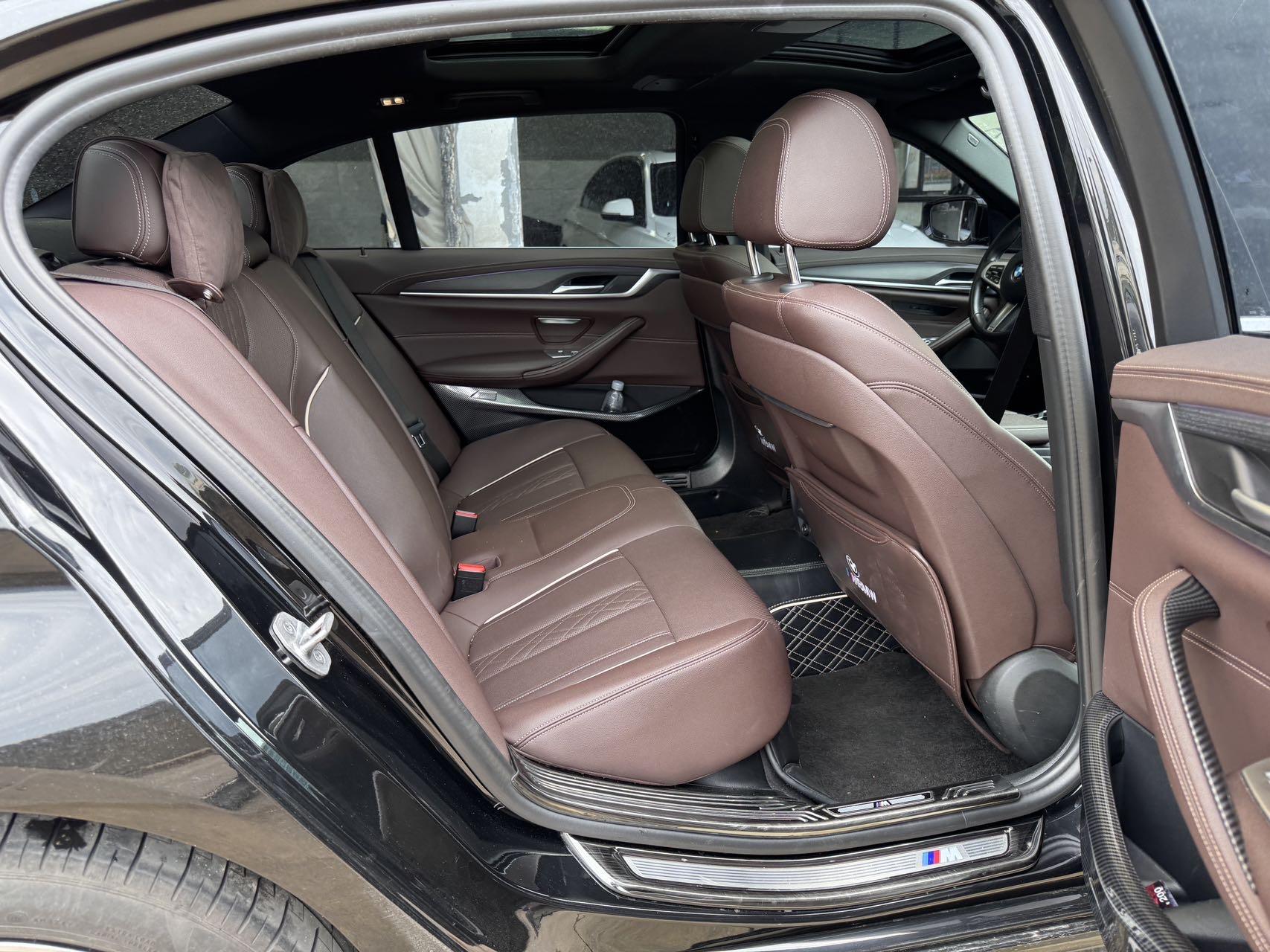 BMW 5 New Energy 2021 535Le Deluxe Suit 8