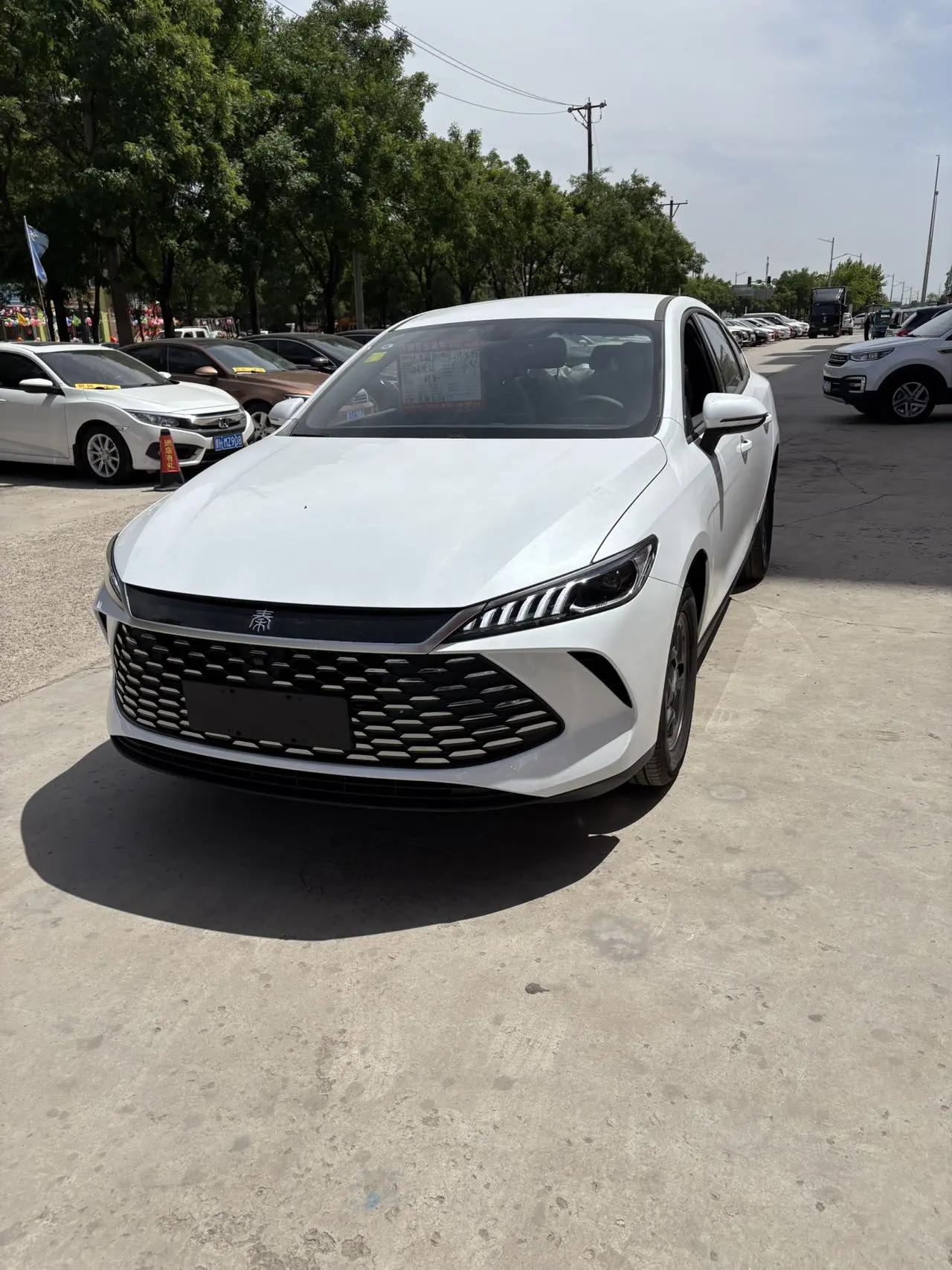 Открыть галерею: BYD 2026 Qin L DM-i 1.5 stepless 128KM aggressive automatic gear