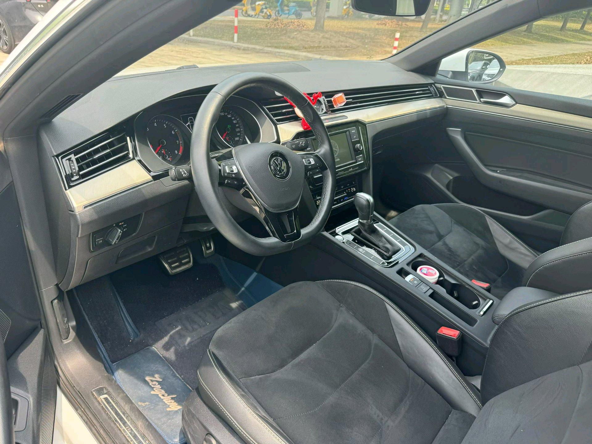 FAW-Volkswagen CC 2020 330TSI Mei Yan Edition National V 4