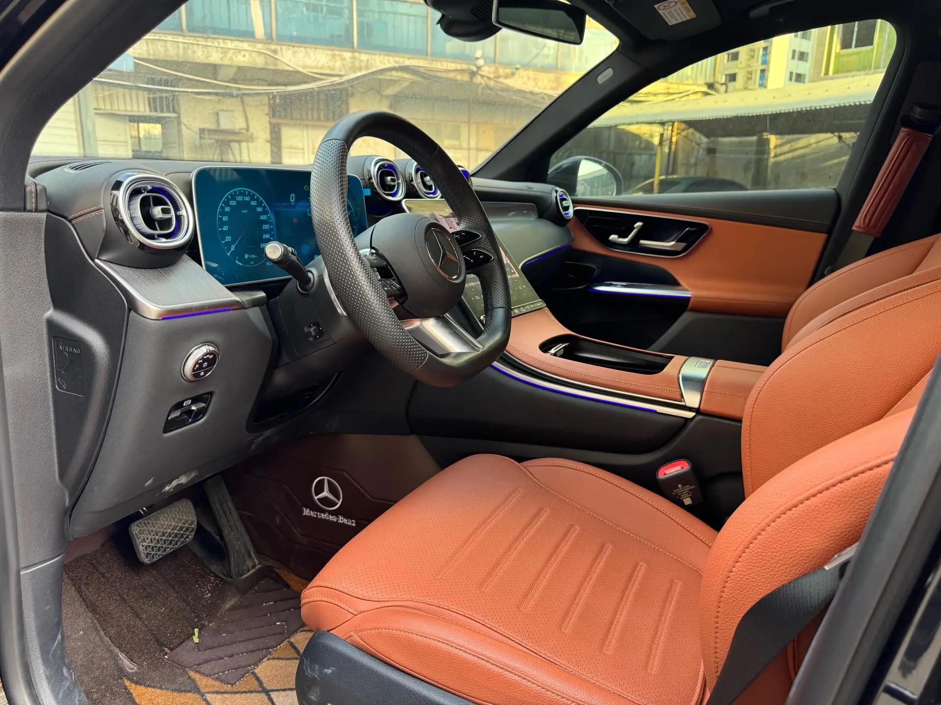 Mercedes Benz 2024 GLC 260 L 4MATIC 48V 2.0T Luxury 5-seat Automatic Gear 6