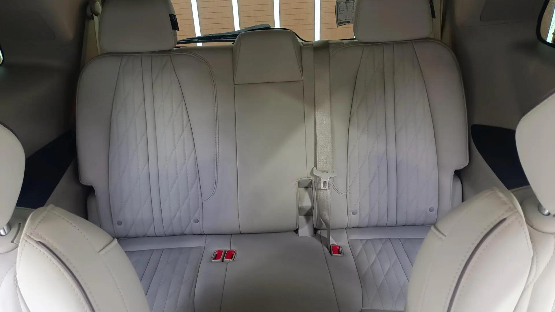 Buick GL8 2022 Land Business Class 652T Luxury Model 2