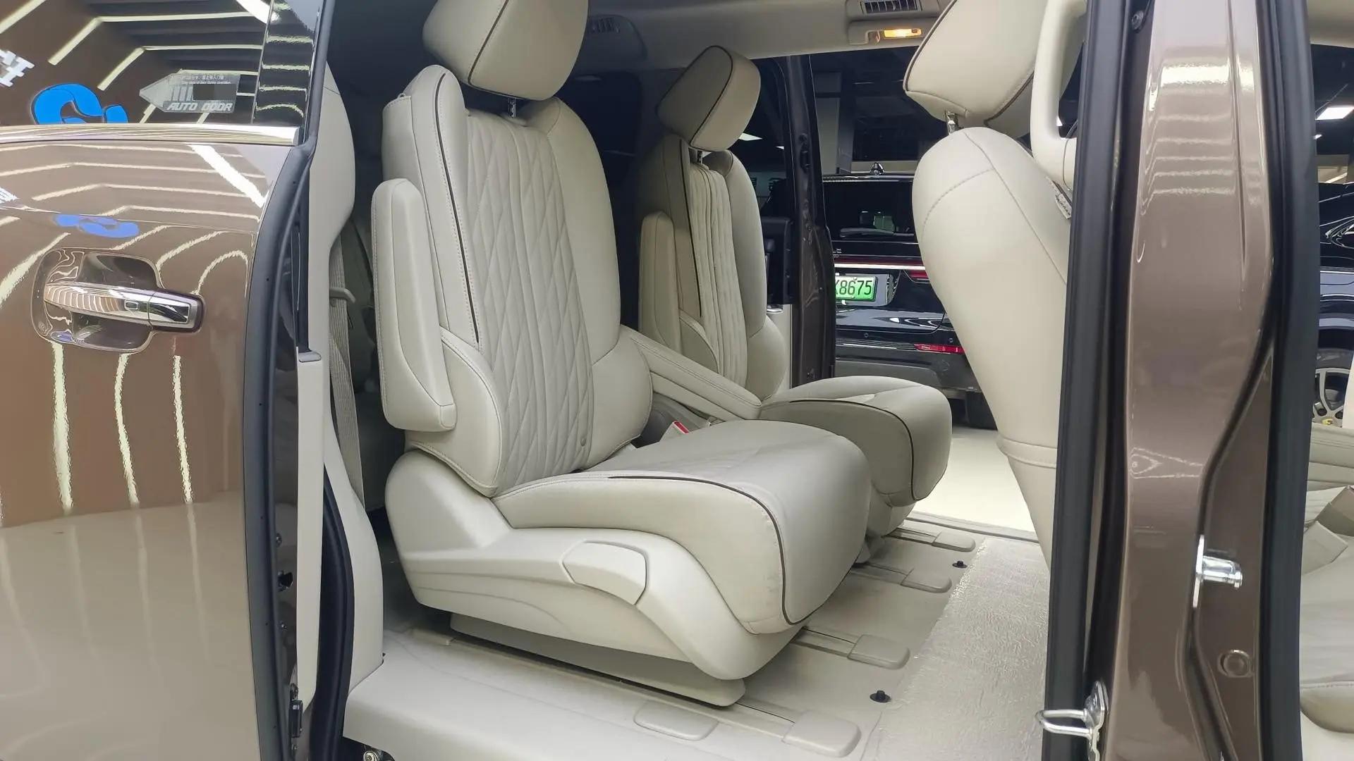 Buick GL8 2022 Land Business Class 652T Luxury Model 3