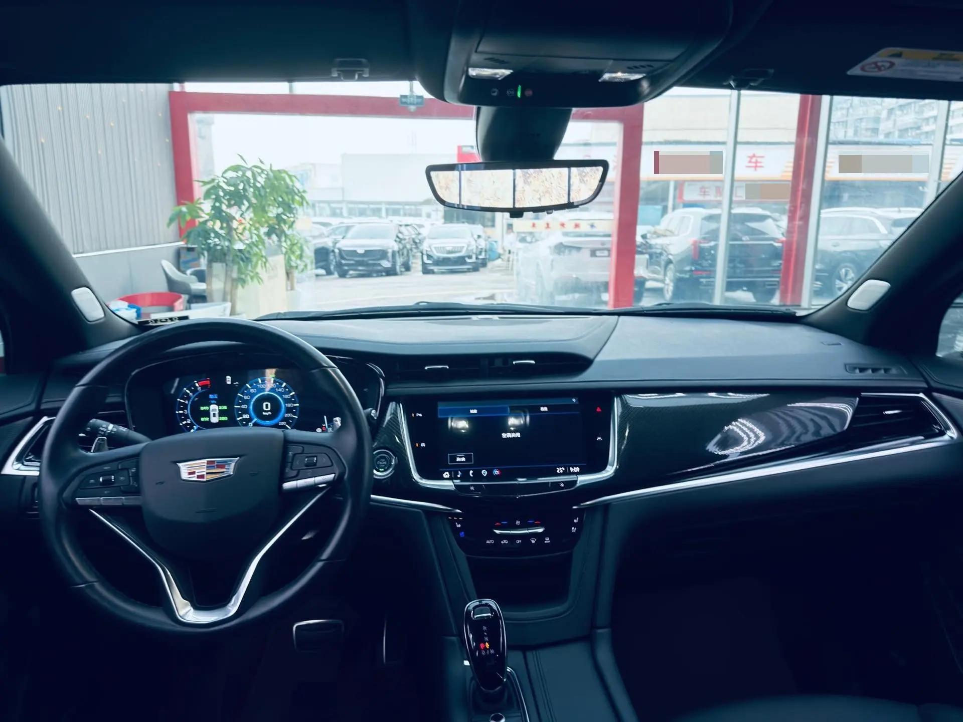 Cadillac 2025 XT6 48V 2.0T 6 4-wheel drive distinguished administrative black standard automatic gear 12