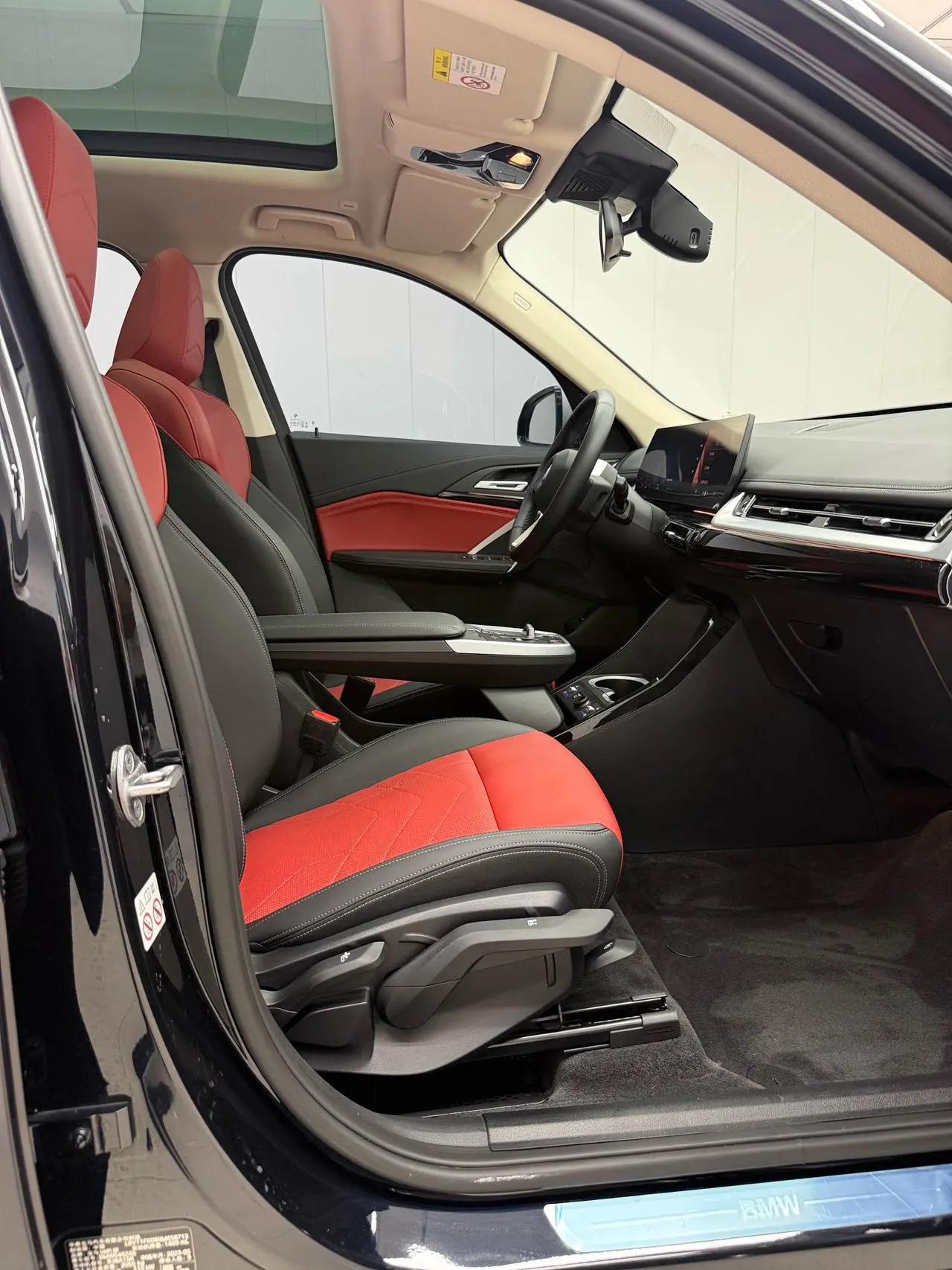 BMW 2023 X1 sDrive20Li 1.5T X Design Package Automatic 11