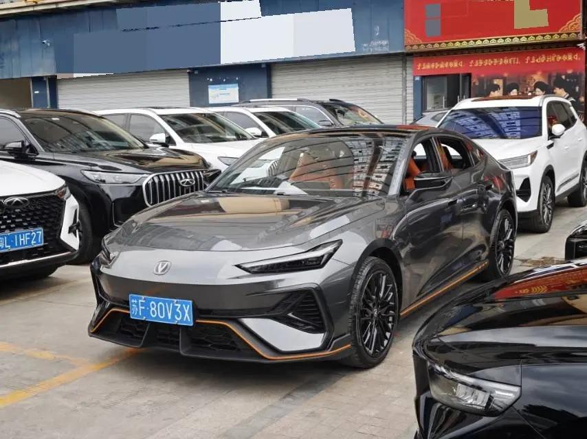 ChangAn 2025 UNI-V 1.5T 500Bar Prestige Sports Type Automatic