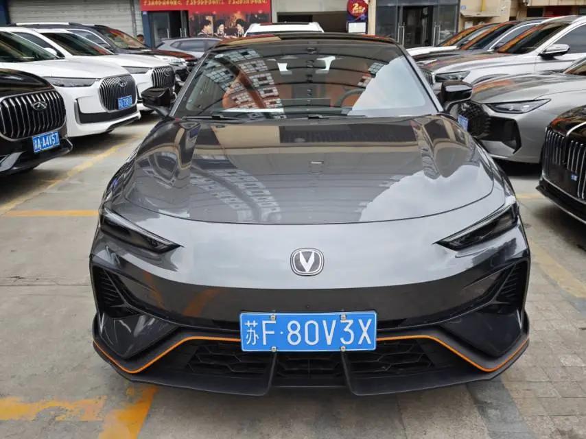 ChangAn 2025 UNI-V 1.5T 500Bar Prestige Sports Type Automatic 2