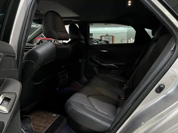 Asian Dragon 2019 Double Engine 2.5L Deluxe Edition Country VI 12