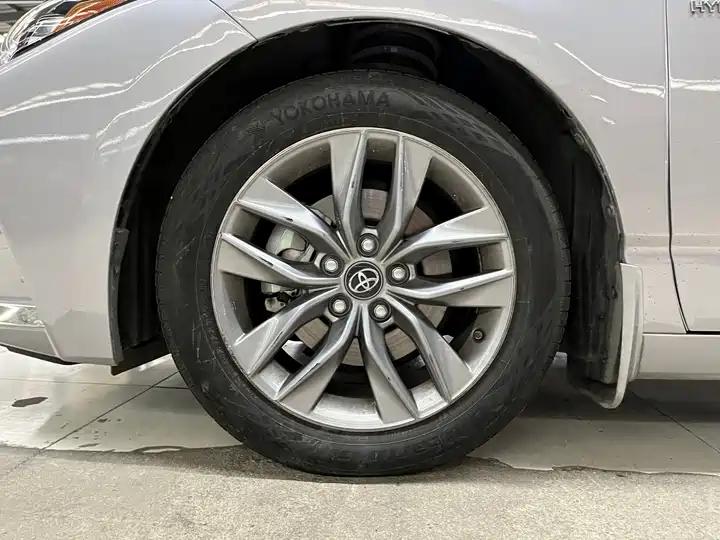 Asian Dragon 2019 Double Engine 2.5L Deluxe Edition Country VI 13