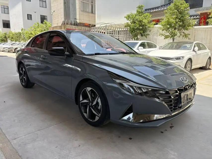 Elantra 2021 1.5L CVT LUX Prestige Edition 3