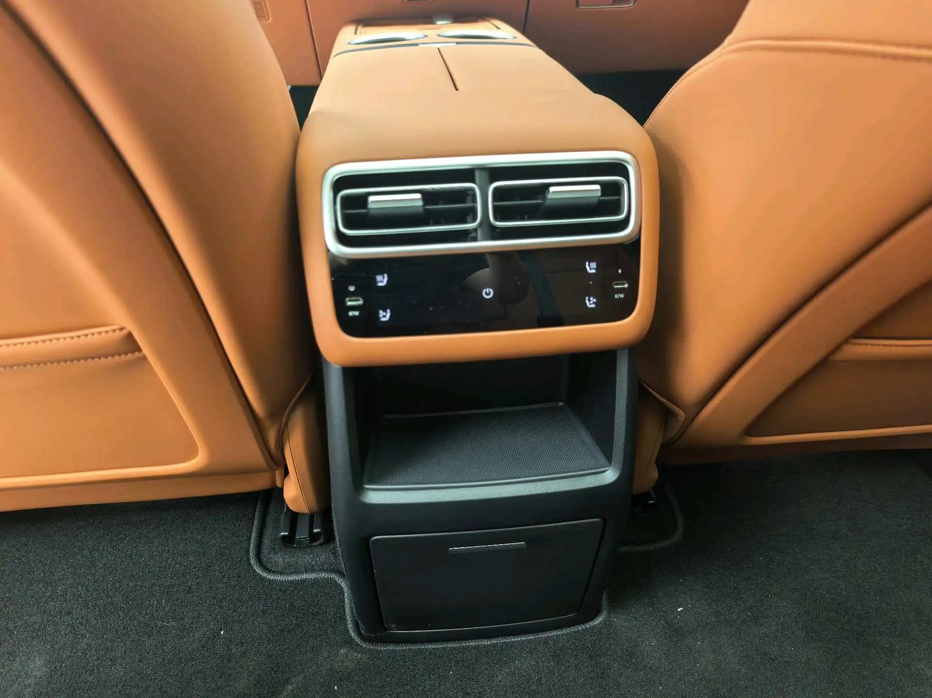 Li 2025 L6 Pro Intelligent Refreshed Version Automatic Transmission 12