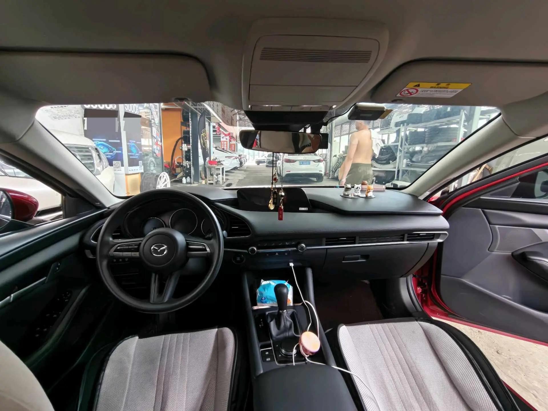 Mazda 3 Oncorsela 2020 1.5L Automatic US Edition 4