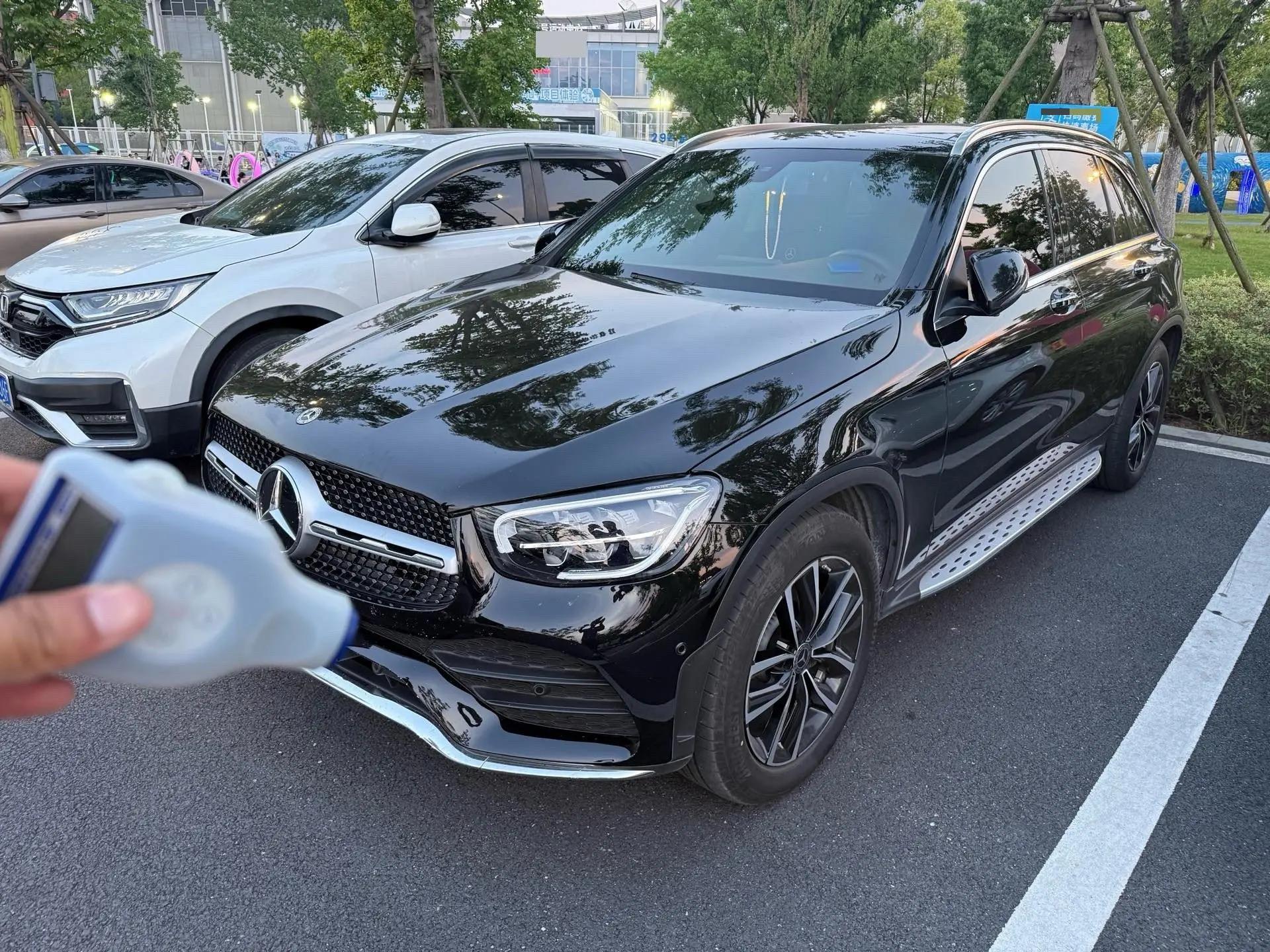 Mercedes Benz GLC 2022 model changed to GLC 260 L 4MATIC luxury model