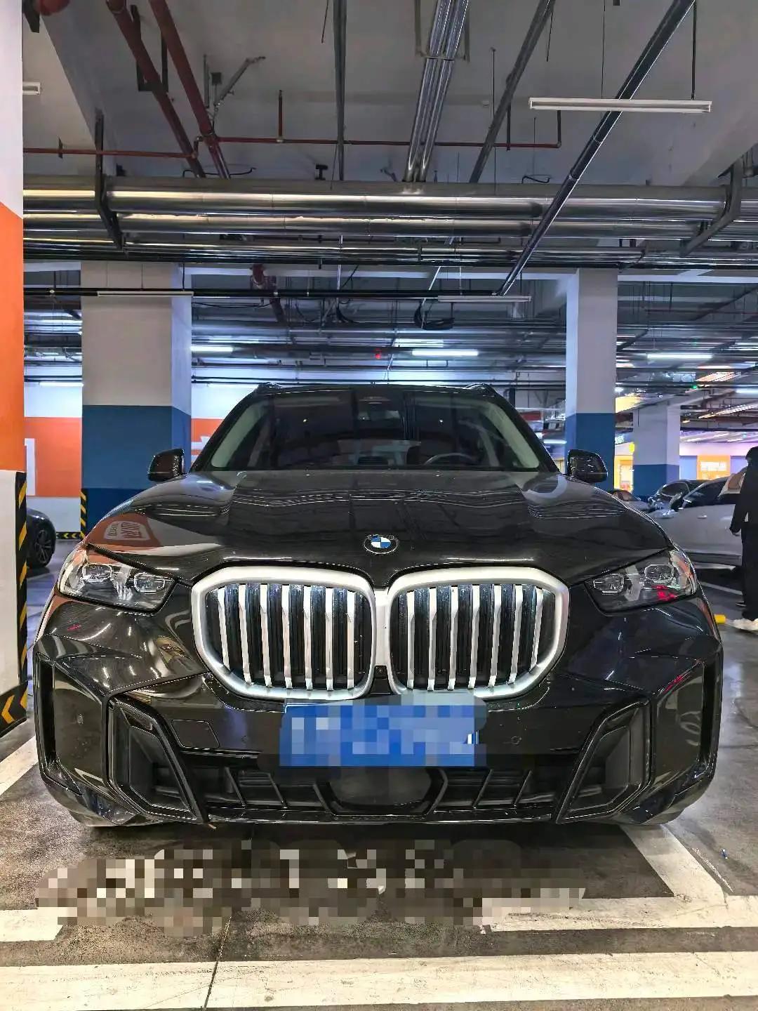 BMW 2023 X5 xDrive30Li 48V 2.0T Luxury Model M Sport Night Edition Automatic 2