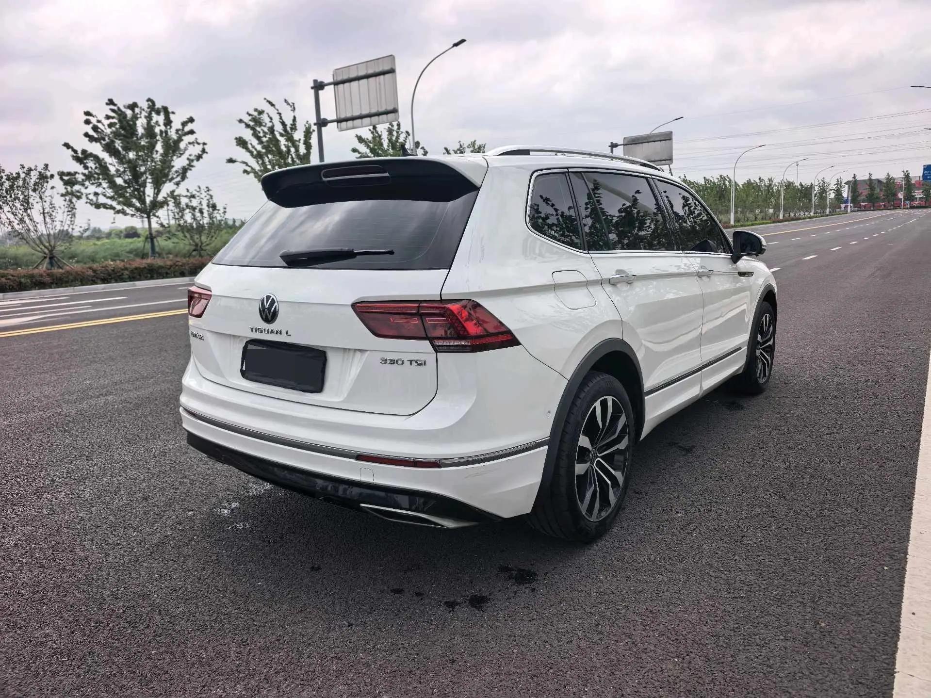 Tiguan L 2021 330TSI automatic two-wheel drive R-Line flagship 8