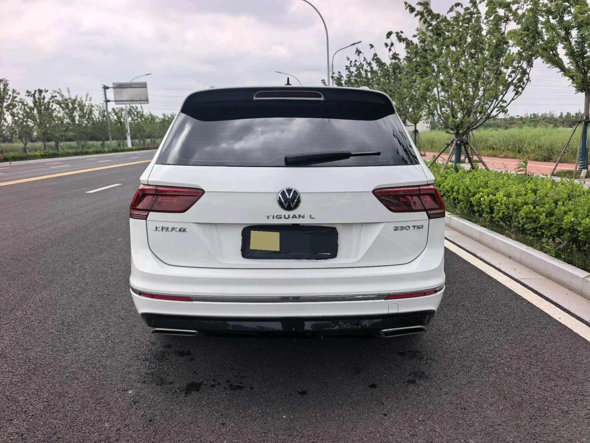 Tiguan L 2021 330TSI automatic two-wheel drive R-Line flagship 9