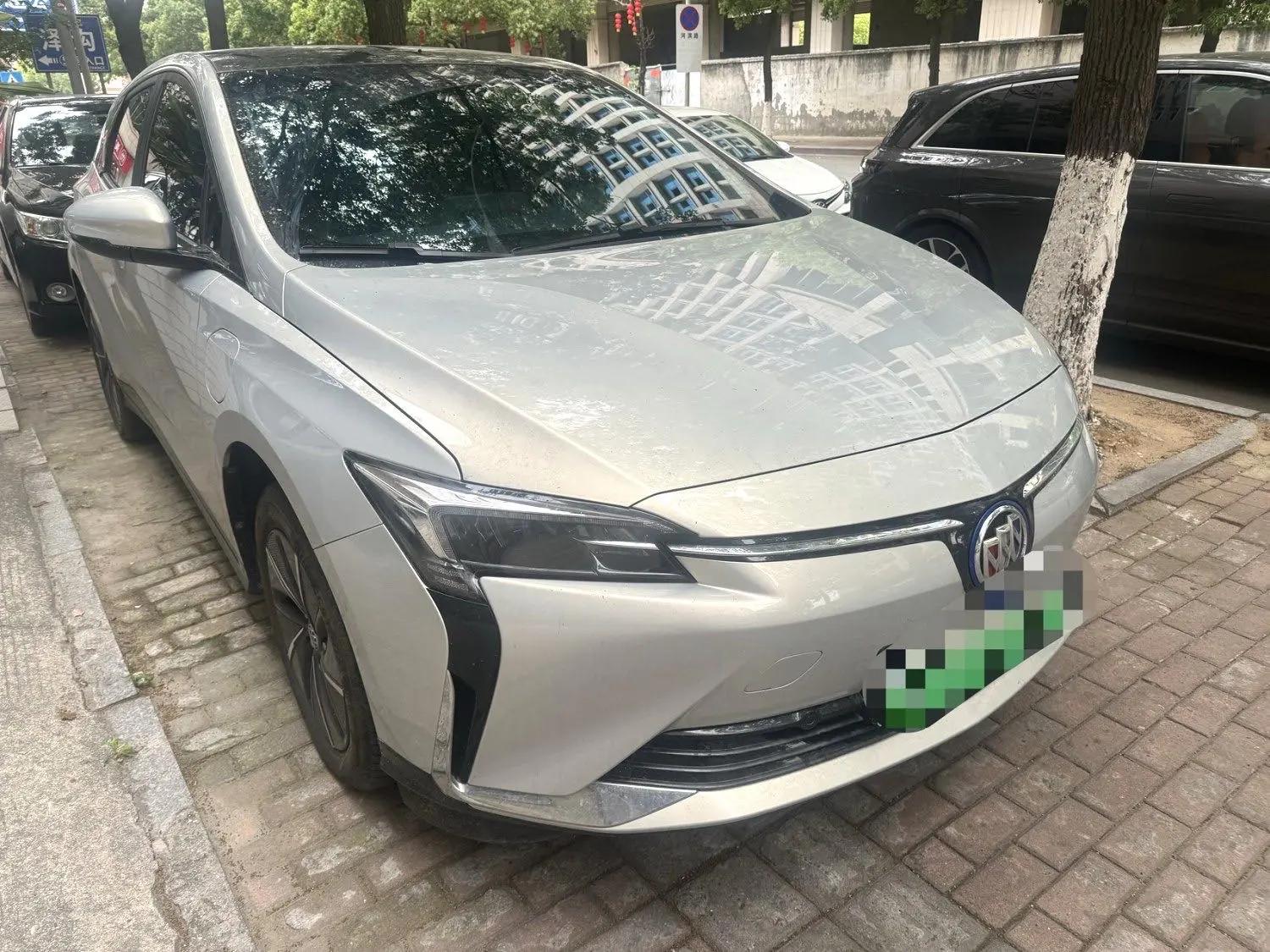 Buick 2024 VELITE 6 430km Luxury Edition Automatic 3