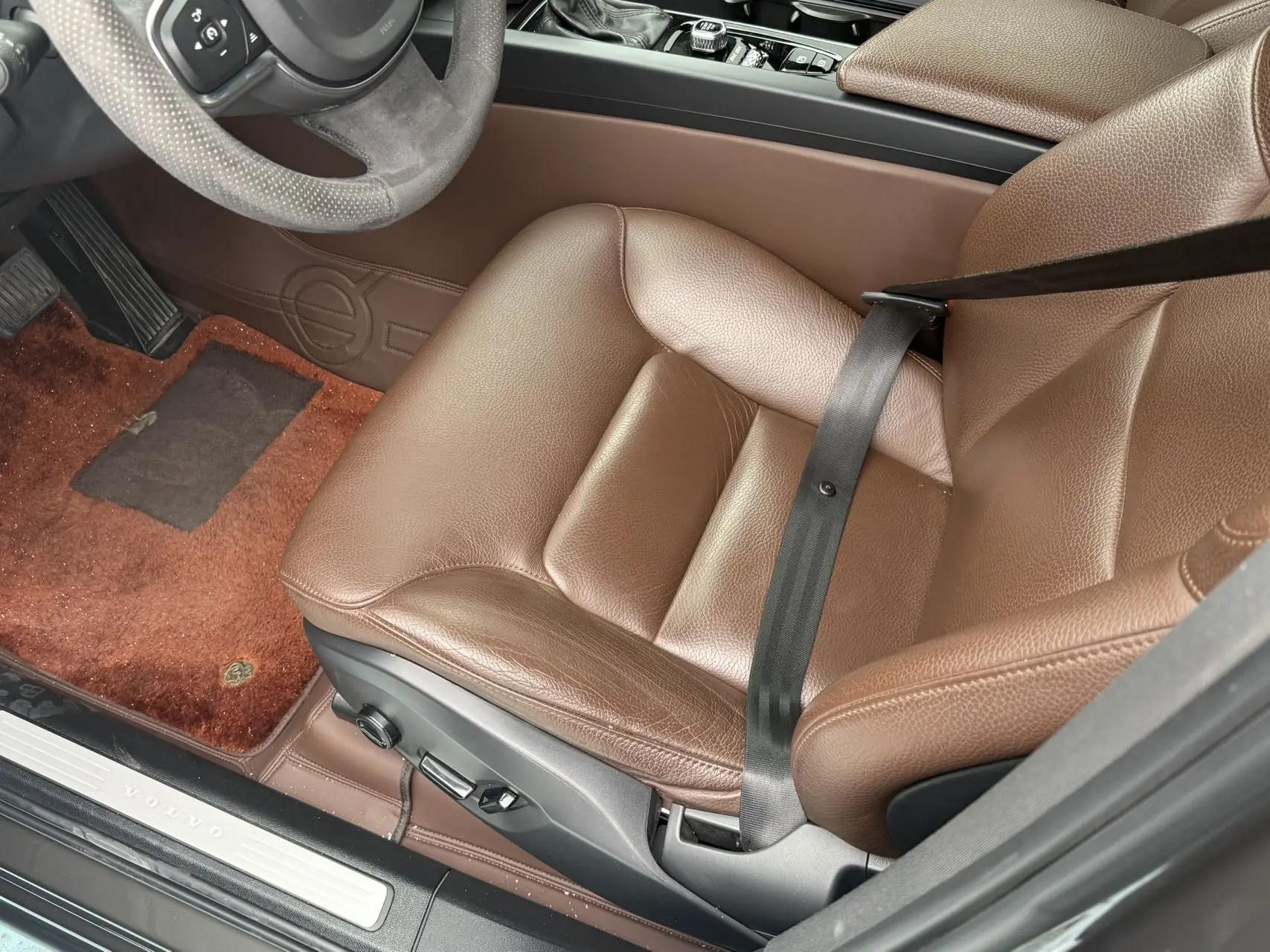 Volvo XC60 2021 T5 All-Wheel Drive Intelligent Luxury Edition 6