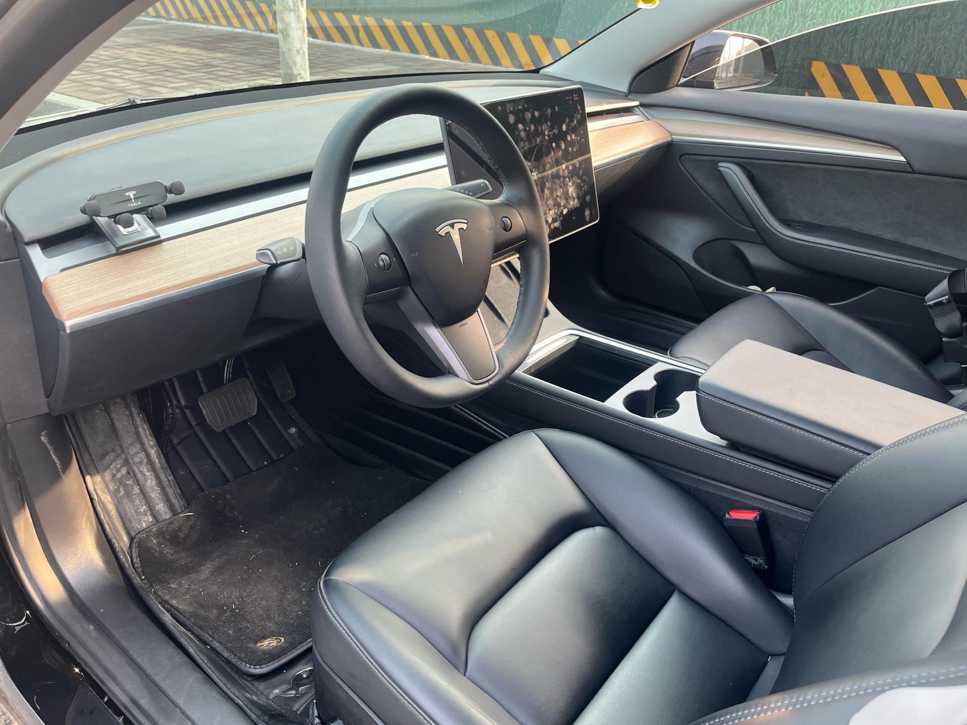 Model 3 2022 rear-wheel drive version 3