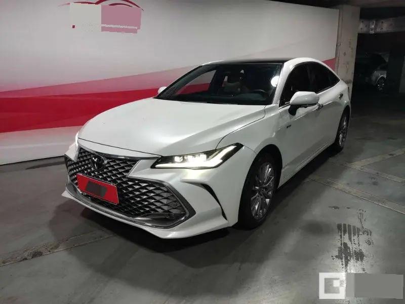 Toyota 2024 Asian Dragon Double Engine 2.5 Stepless XLE Premium Automatic Gear