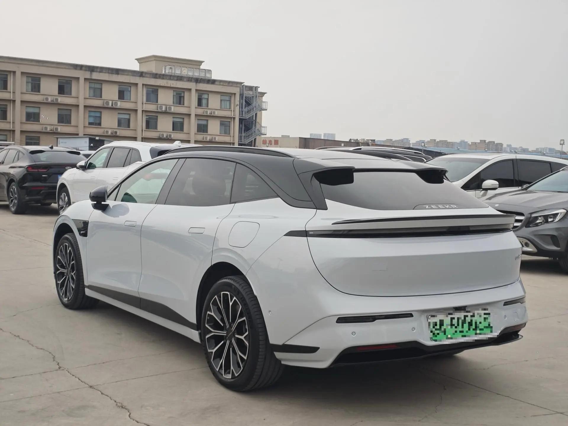 Zeekr 2025 Zeekr 007GT four-wheel drive intelligent driving version 75kWh automatic gear 6