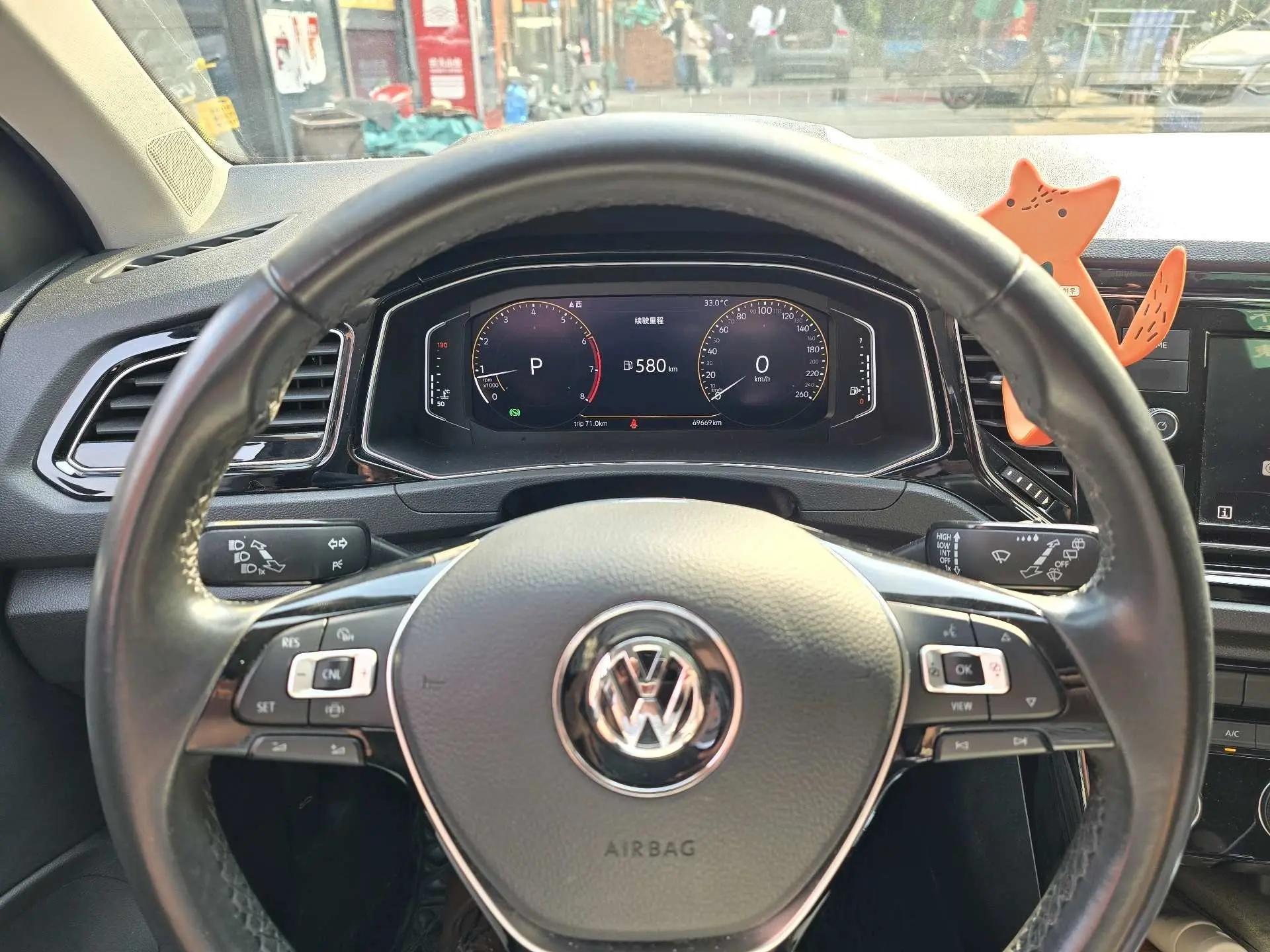 T-ROC Tange 2020 280TSI DSG Two-Drive Luxury Model 2
