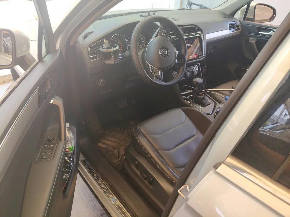 Tiguan L 2020 330TSI Auto Two-Drive Smart Deluxe Edition VI 2