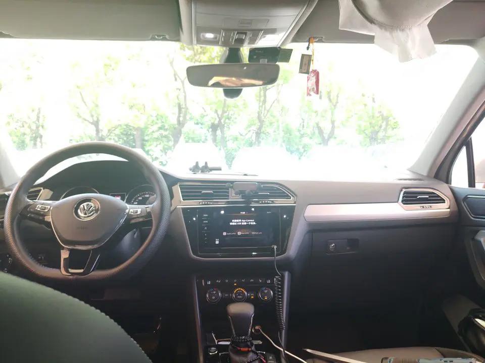 Tiguan L 2020 330TSI Auto Two-Drive Smart Deluxe Edition VI 3