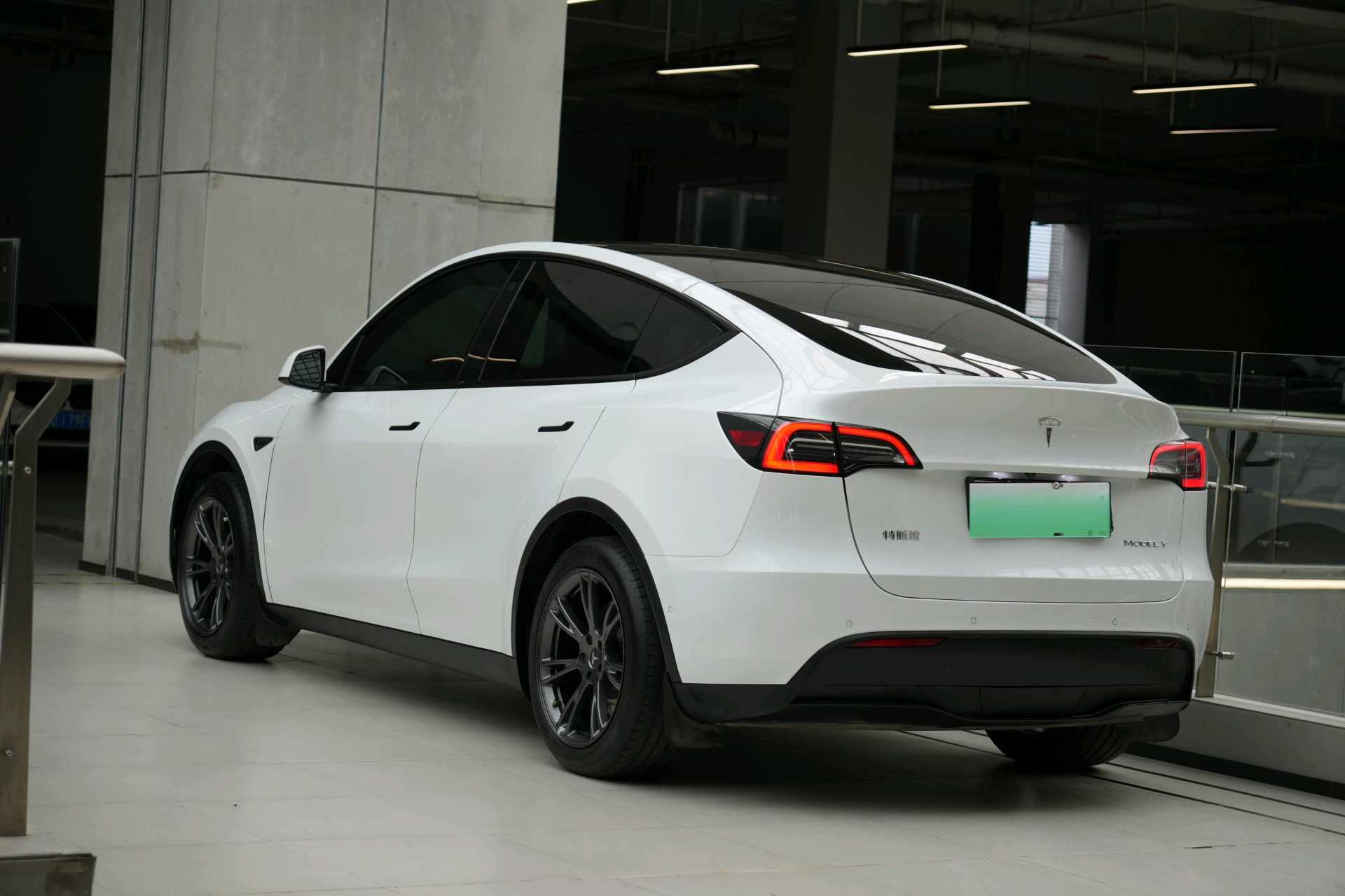 Model Y 2023 rear-wheel drive version 5