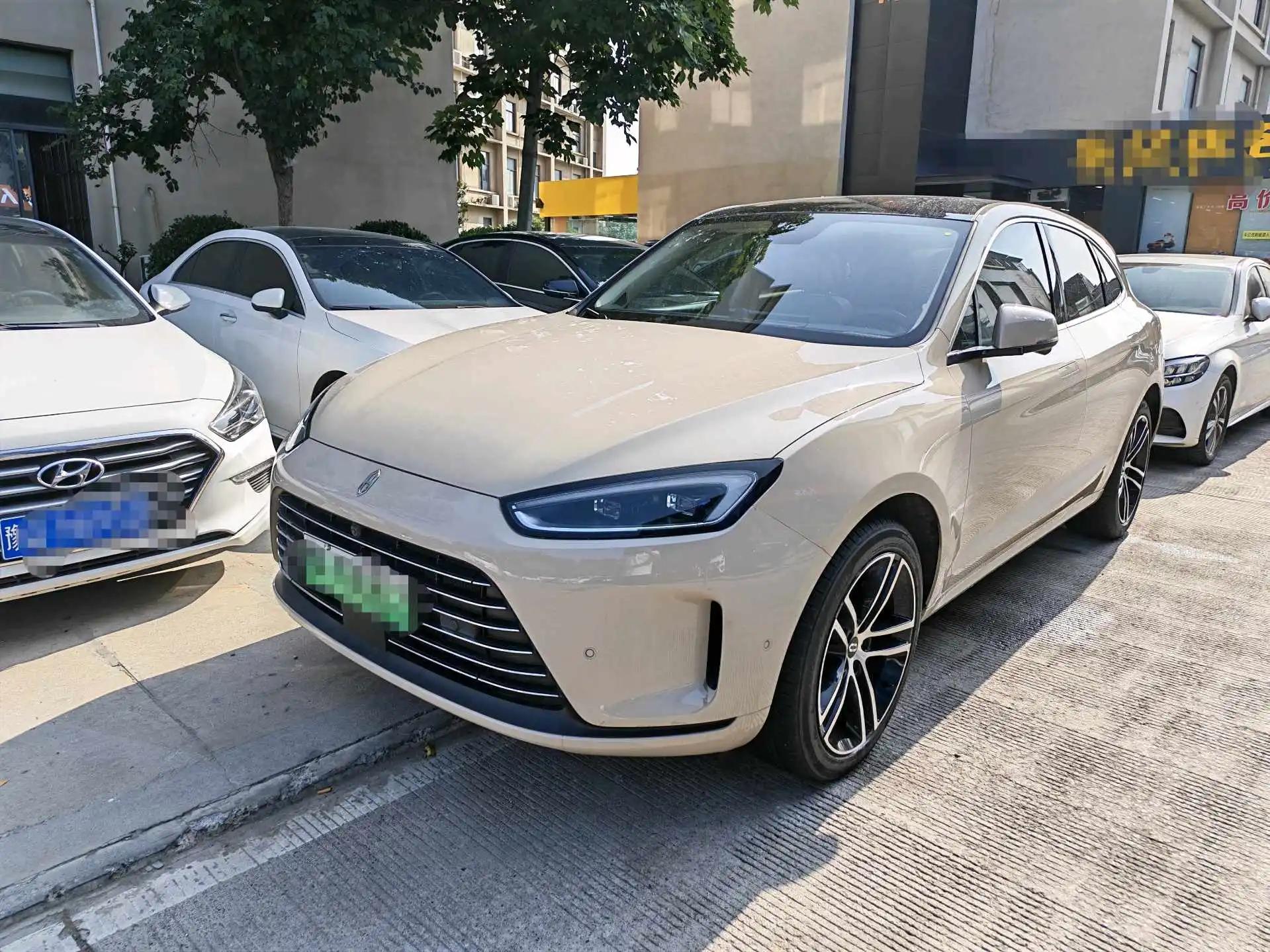 AITO 2023 AITO M5 extended range four-wheel drive standard version automatic gear