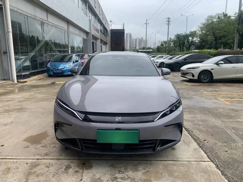 BYD 2025 Han DM-i 1.5T stepless smart driving version 125KM noble automatic gear 3