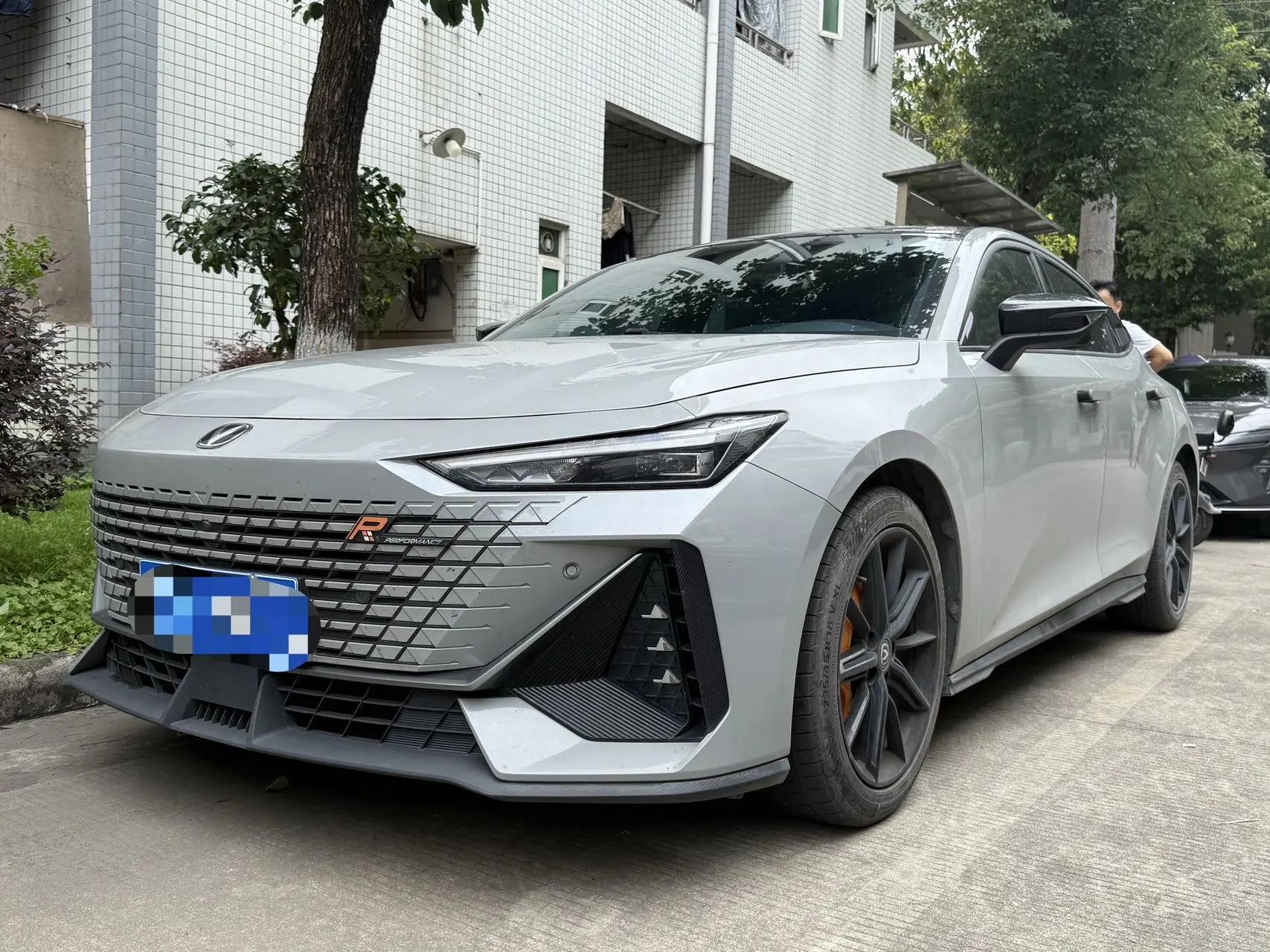 ChangAn UNI-V 2022 1.5T Honorable Model