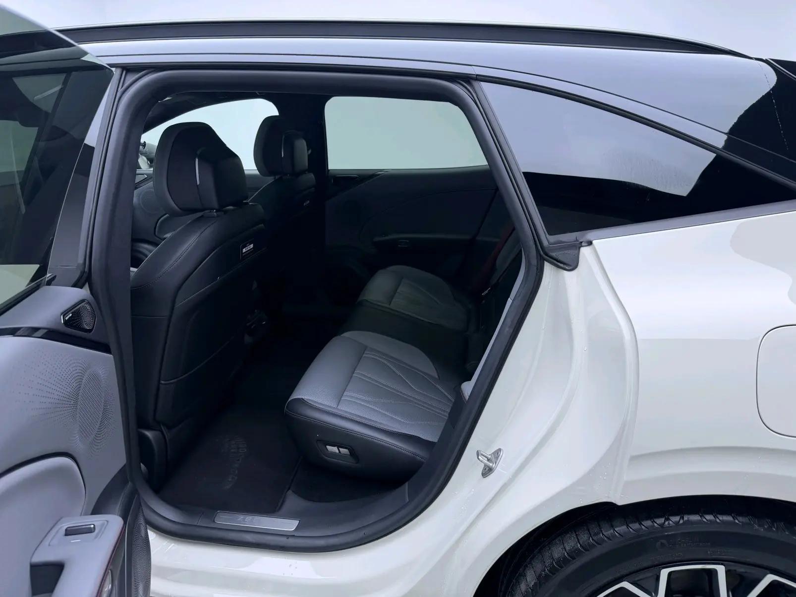 Zeekr 2025 Zeekr 007GT Long Endurance Rear Drive Smart Driving Edition 100kWh Automatic Transmission 6
